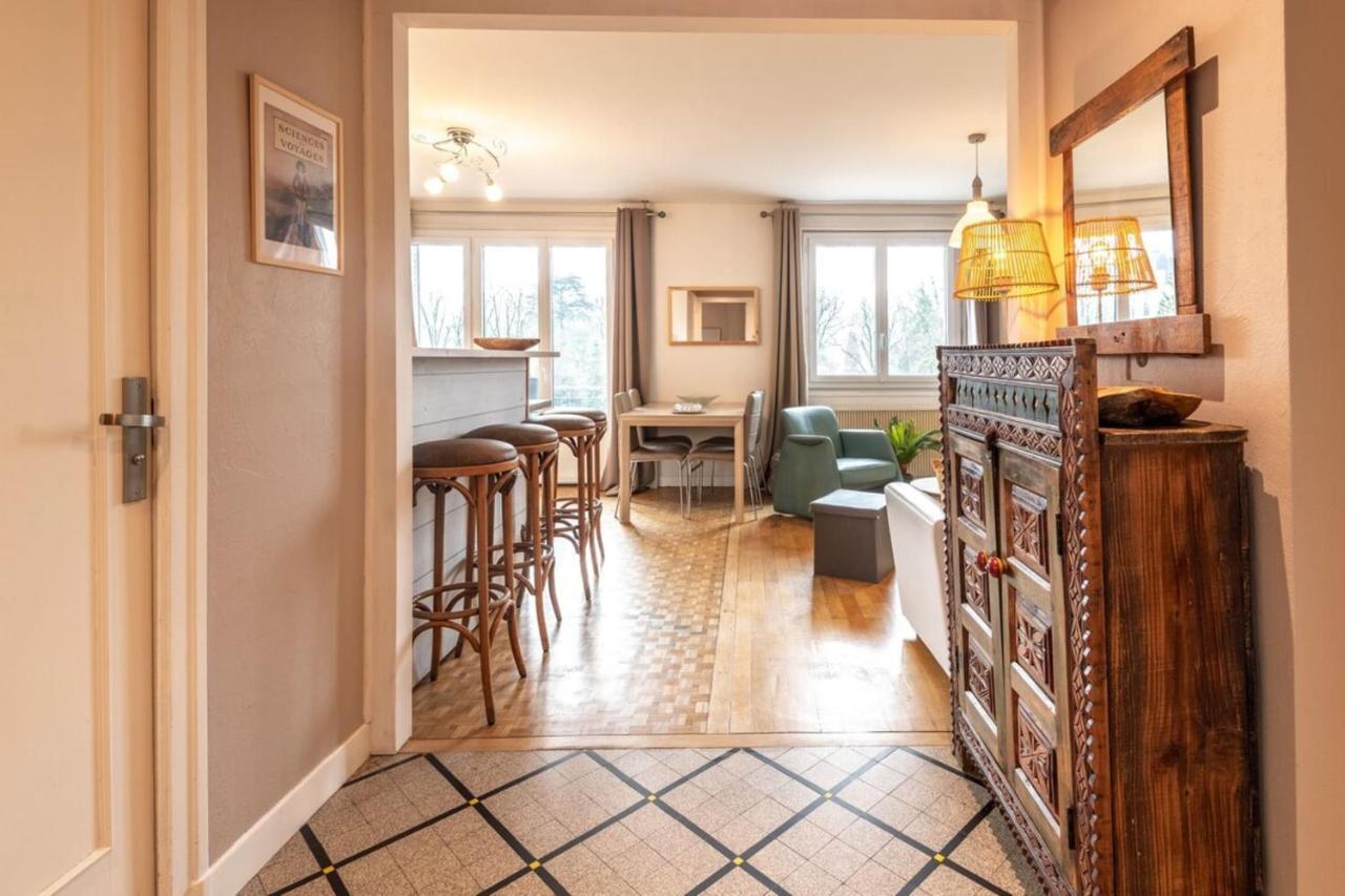 アヌシーPetit Port Furnished Flatアパートメント エクステリア 写真