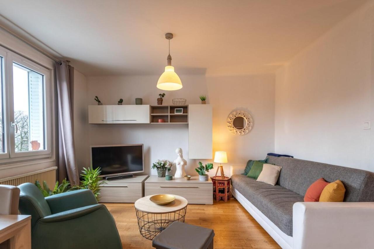 アヌシーPetit Port Furnished Flatアパートメント エクステリア 写真