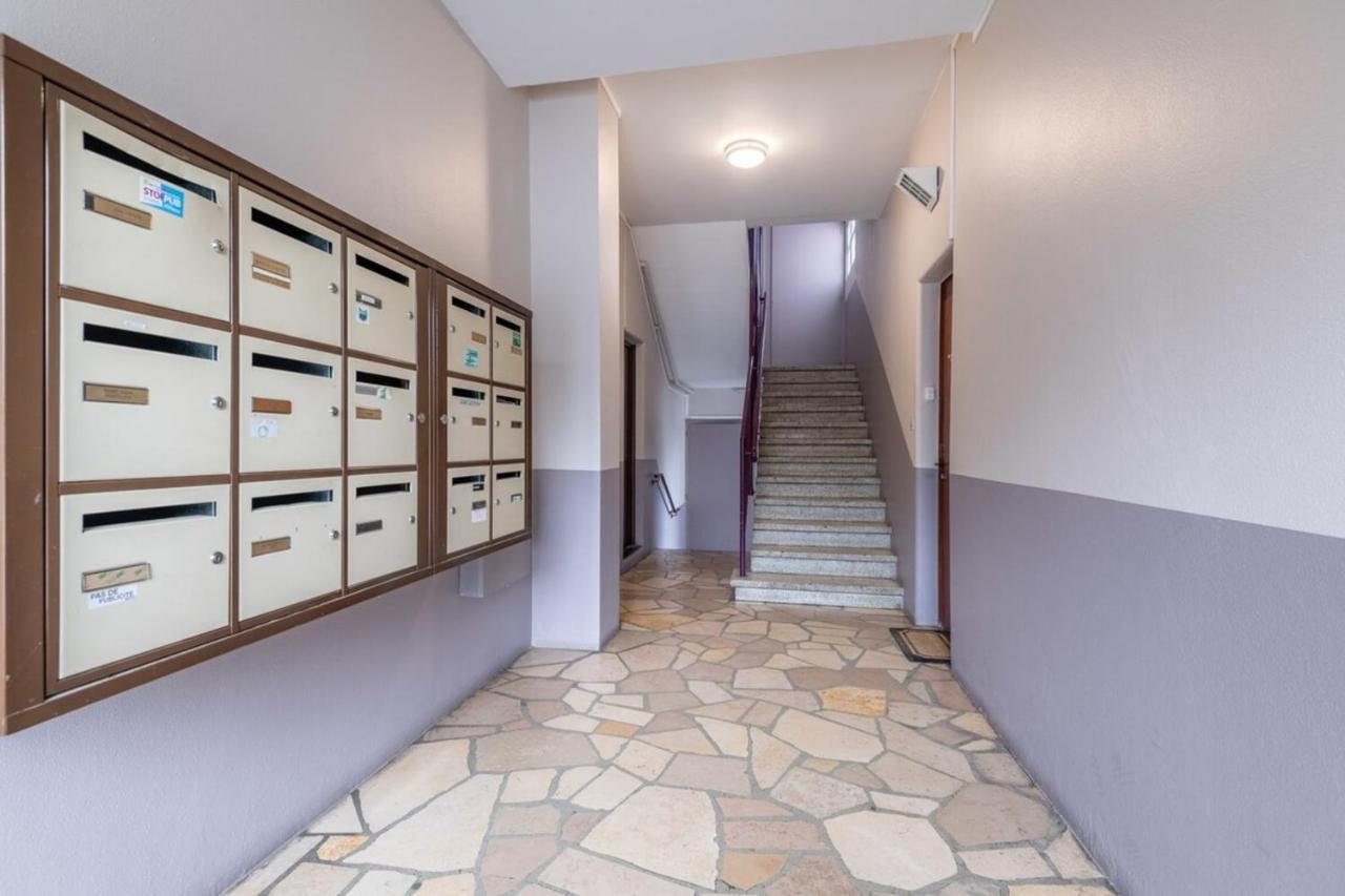 アヌシーPetit Port Furnished Flatアパートメント エクステリア 写真